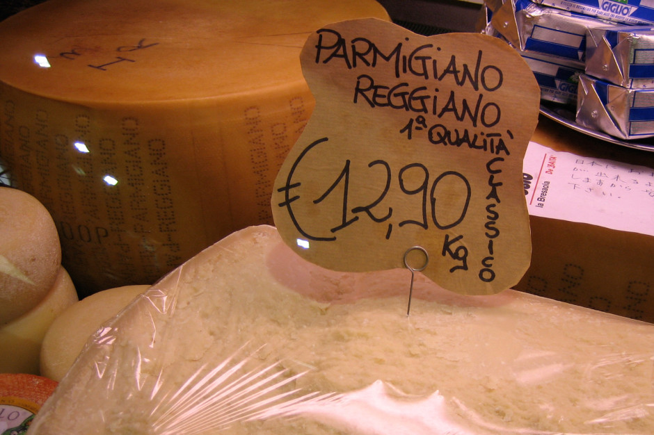 mercato centrale, zucchini, produce, cheese, parmigiano reggiano, fresh, market, food, florence, firenze, Italy, Italia, the department of style