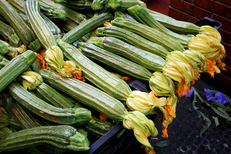 mercato centrale, zucchini, produce, vegetables, fresh, market, food, florence, firenze, Italy, Italia, tuscany, toscano, the department of style